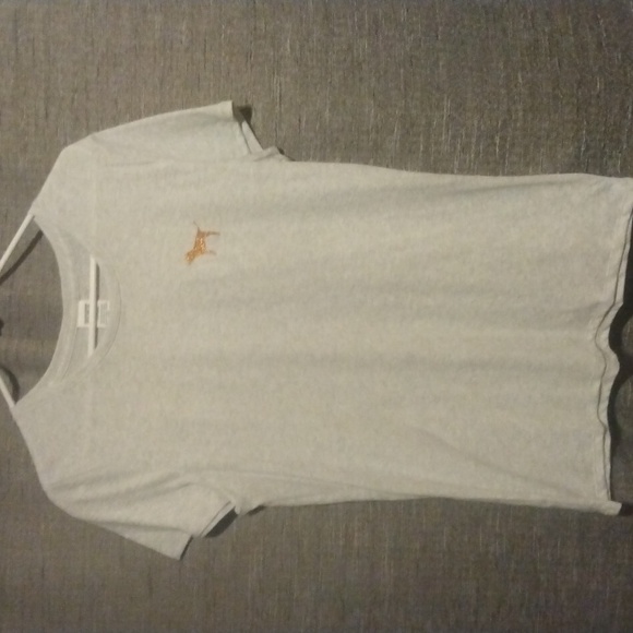 VS Pink Everyday Perfect Tee size large - Picture 2 of 2